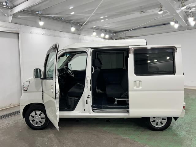 ハイゼットカーゴデッキバンＧ　走行８８４９７キロ／車検整備付／４ＷＤ／ナビ一年保証・走行距離無制限走行８８４９７キロ　フルセグナビ　バックカメラ　ドラレコ　車検整備付　４ＷＤ　ＬＥＤヘッドライト（埼玉県）の中古車