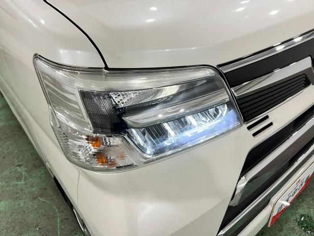 ハイゼットカーゴデッキバンＧ　走行８８４９７キロ／車検整備付／４ＷＤ／ナビ一年保証・走行距離無制限走行８８４９７キロ　フルセグナビ　バックカメラ　ドラレコ　車検整備付　４ＷＤ　ＬＥＤヘッドライト（埼玉県）の中古車