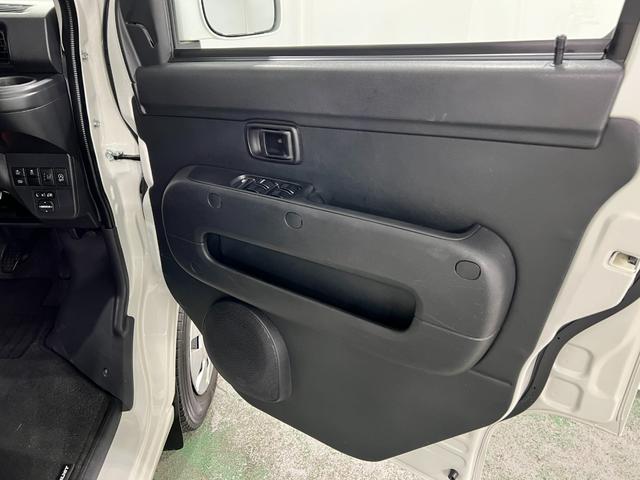 ハイゼットカーゴデッキバンＧ　走行８８４９７キロ／車検整備付／４ＷＤ／ナビ一年保証・走行距離無制限走行８８４９７キロ　フルセグナビ　バックカメラ　ドラレコ　車検整備付　４ＷＤ　ＬＥＤヘッドライト（埼玉県）の中古車