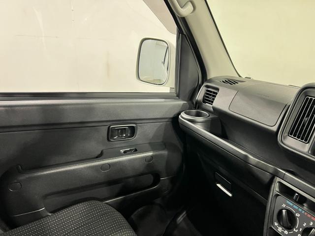 ハイゼットカーゴデッキバンＧ　走行８８４９７キロ／車検整備付／４ＷＤ／ナビ一年保証・走行距離無制限走行８８４９７キロ　フルセグナビ　バックカメラ　ドラレコ　車検整備付　４ＷＤ　ＬＥＤヘッドライト（埼玉県）の中古車