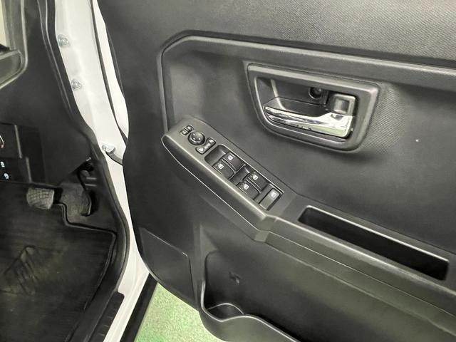 タフトＧ　クロムベンチャー　走行２５４８１キロ／クリアランスソナー一年保証・走行距離無制限　走行２５４８１キロ　サイドエアバック　クリアランスソナー　オートマチックハイビーム　オートライト　ＬＥＤヘッドライト　シートヒーター　オート格納式ドアミラー（埼玉県）の中古車