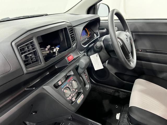 ミライースＬ　ＳＡIII　走行３０１２キロ／クリアランスソナー一年保証・走行距離無制限　走行３０１２キロ　助手席エアバック　オートライト　オートマチックハイビーム　クリアランスソナー　アイドリングストップ（埼玉県）の中古車