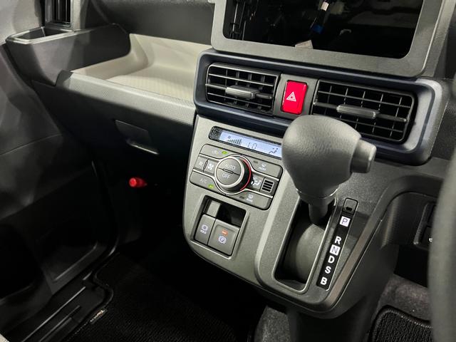 タントX 走行3055キロ/片側電動スライドドア/クリアランスソナ一年保証・走行距離無制限 走行3055キロ サイドエアバック クリアランスソナー オートマチックハイビーム オートライト LEDヘッドライト ベンチシート シートヒーター 片側電動スライドドア(埼玉県)の中古車