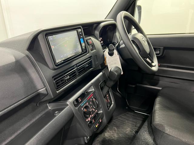 ピクシスバンクルーズ　走行５９７３キロ／純正フルセグナビ／ドラレコ１年保証距離無制限　走行距離５９７３キロ　バックカメラ　ドラレコ　純正マット　ＬＥＤヘッドランプ　アイドリングストップ　両側電動スライドドア　電動格納式ドアミラー　アイドリングストップ（東京都）の中古車