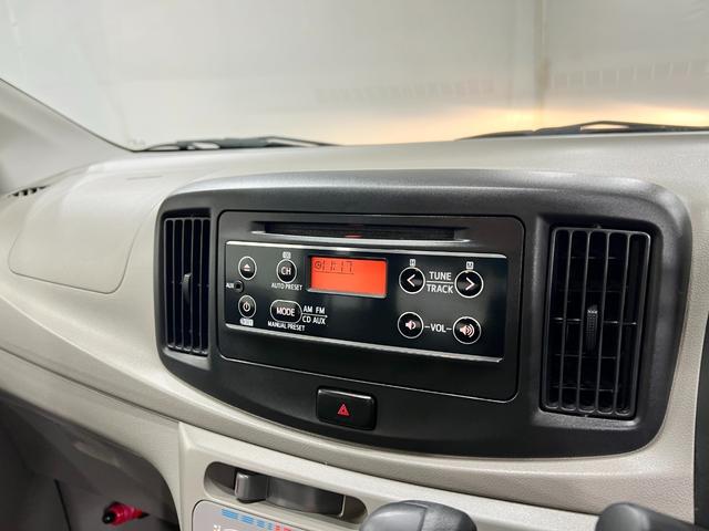 ミライースL SA 走行28606キロ/CDチューナー/純正マット1年保証距離無制限 走行距離28606キロ CDチューナー 純正マット 助手席エアバッグ アイドリングストップ ドリンクホルダー キーレスエントリー(埼玉県)の中古車