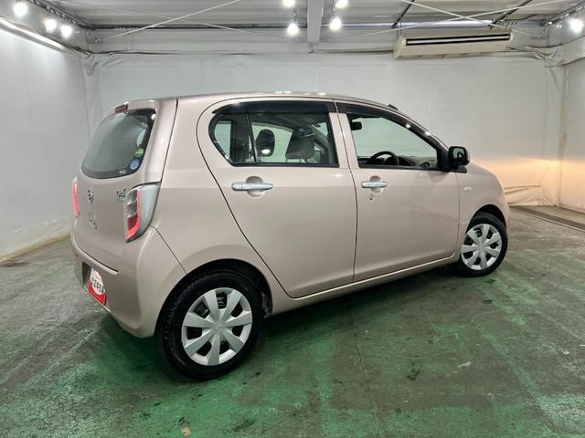 ミライースL SA 走行28606キロ/CDチューナー/純正マット1年保証距離無制限 走行距離28606キロ CDチューナー 純正マット 助手席エアバッグ アイドリングストップ ドリンクホルダー キーレスエントリー(埼玉県)の中古車