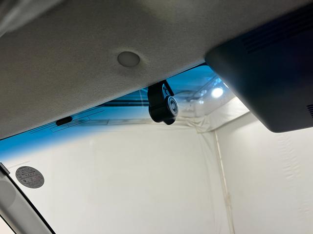 トールカスタムＧ　ターボ　走行１０４４２６キロ／タイヤ４本交換一年保証・走行距離無制限　走行１０４４２６キロ　フルセグナビ　全周囲カメラ　ドラレコ　サイドエアバック　クリアランスソナー　オートライト　ＬＥＤヘッドライト　シートヒーター　両側電動スライドドア（埼玉県）の中古車