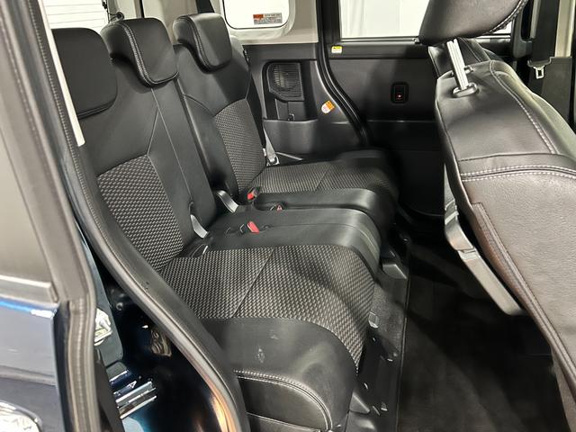 トールカスタムＧ　ターボ　走行１０４４２６キロ／タイヤ４本交換一年保証・走行距離無制限　走行１０４４２６キロ　フルセグナビ　全周囲カメラ　ドラレコ　サイドエアバック　クリアランスソナー　オートライト　ＬＥＤヘッドライト　シートヒーター　両側電動スライドドア（埼玉県）の中古車