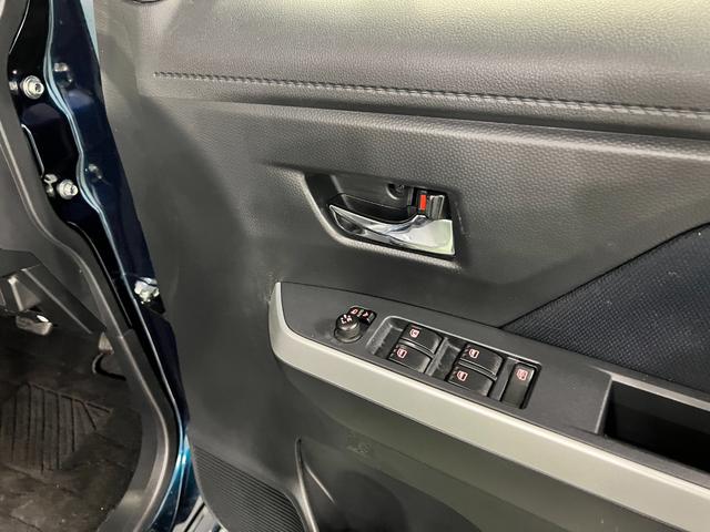 トールカスタムＧ　ターボ　走行１０４４２６キロ／タイヤ４本交換一年保証・走行距離無制限　走行１０４４２６キロ　フルセグナビ　全周囲カメラ　ドラレコ　サイドエアバック　クリアランスソナー　オートライト　ＬＥＤヘッドライト　シートヒーター　両側電動スライドドア（埼玉県）の中古車