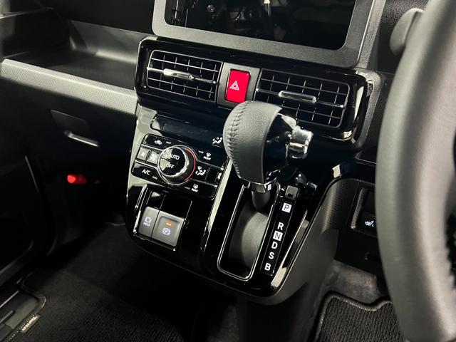 タントカスタムＲＳ　走行１２８０５キロ／クリアランスソナー一年保証・走行距離無制限　走行１２８０５キロ　サイドエアバック　クリアランスソナー　オートマチックハイビーム　オートライト　ＬＥＤヘッドライト　ベンチシート　シートヒーター　両側電動スライドドア（埼玉県）の中古車