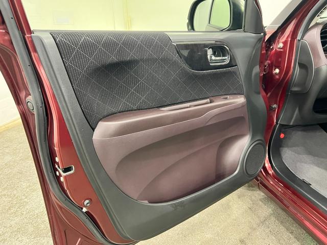 Ｎ−ＯＮＥプレミアム・Ｌパッケージ　雹害／走行５３９６９キロ／Ｂカメラ１年保証距離無制限　走行距離５３９６９キロ　ディスプレイチューナー　バックカメラ　ブルートゥース　ドラレコ　純正マット　ＬＥＤヘッドランプ　電動格納式ドアミラー（埼玉県）の中古車