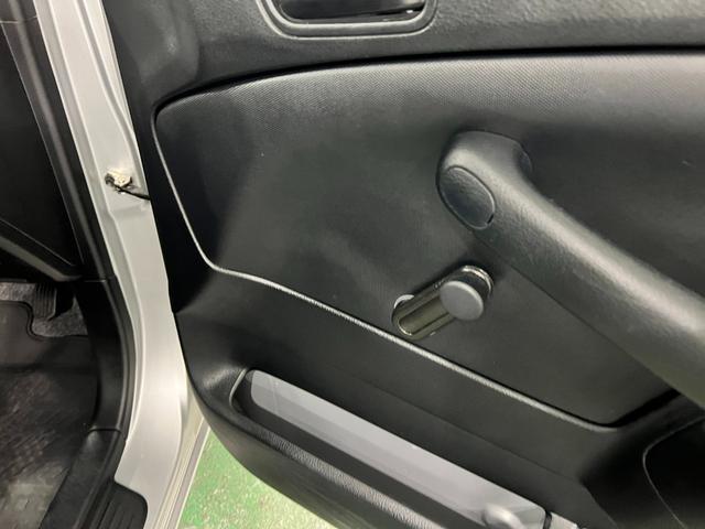 プロボックスバンＤＸ　走行２３９０５キロ／ワンセグナビ／インパネテーブル１年保証距離無制限　走行距離２３９０５キロ　ワンセグナビ　ブルートゥース　純正マット　助手席エアバッグ　オートライト　インパネテーブル（埼玉県）の中古車