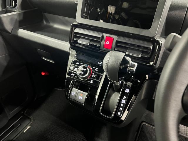 タントカスタムＲＳ　走行２５８９８キロ／クリアランスソナー一年保証・走行距離無制限　走行２５８９８キロ　サイドエアバック　クリアランスソナー　オートマチックハイビーム　オートライト　ＬＥＤヘッドライト　ベンチシート　シートヒーター　両側電動スライドドア（埼玉県）の中古車