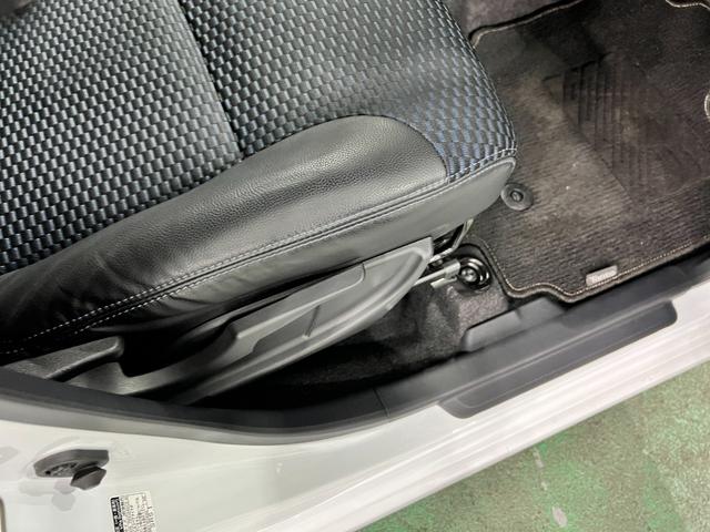 タントカスタムＲＳ　走行５９７１９キロ／クリアランスソナー一年保証・走行距離無制限　走行５９７１９キロ　サイドエアバック　クリアランスソナー　オートマチックハイビーム　オートライト　ＬＥＤヘッドライト　ベンチシート　シートヒーター　両側電動スライドドア（埼玉県）の中古車