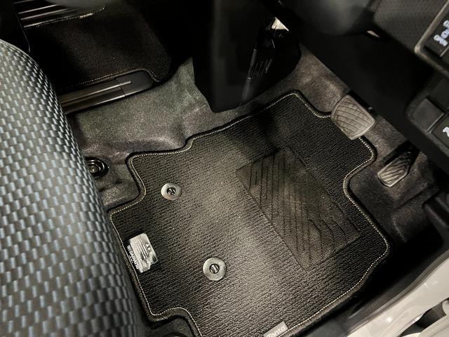 タントカスタムＲＳ　走行１４７２７キロ／クリアランスソナー一年保証・走行距離無制限　走行１４７２７キロ　サイドエアバック　クリアランスソナー　オートマチックハイビーム　オートライト　ＬＥＤヘッドライト　ベンチシート　シートヒーター　両側電動スライドドア（埼玉県）の中古車