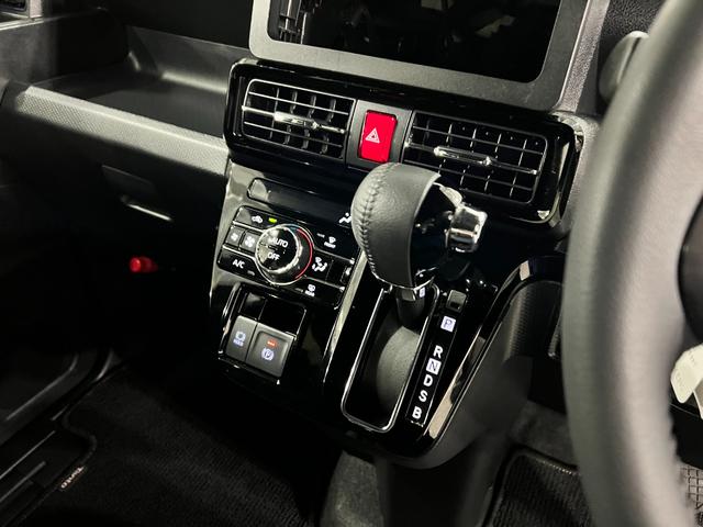 タントカスタムＲＳ　走行２７７５８キロ／ＬＥＤヘッドランプ／マット一年保証・走行距離無制限　走行２７７５８キロ　サイドエアバック　クリアランスソナー　オートマチックハイビーム　オートライト　ＬＥＤヘッドライト　ベンチシート　シートヒーター　両側電動スライドドア（埼玉県）の中古車