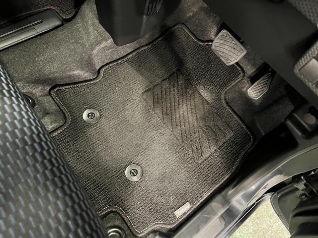 タントカスタムＲＳ　走行２７７５８キロ／ＬＥＤヘッドランプ／マット一年保証・走行距離無制限　走行２７７５８キロ　サイドエアバック　クリアランスソナー　オートマチックハイビーム　オートライト　ＬＥＤヘッドライト　ベンチシート　シートヒーター　両側電動スライドドア（埼玉県）の中古車