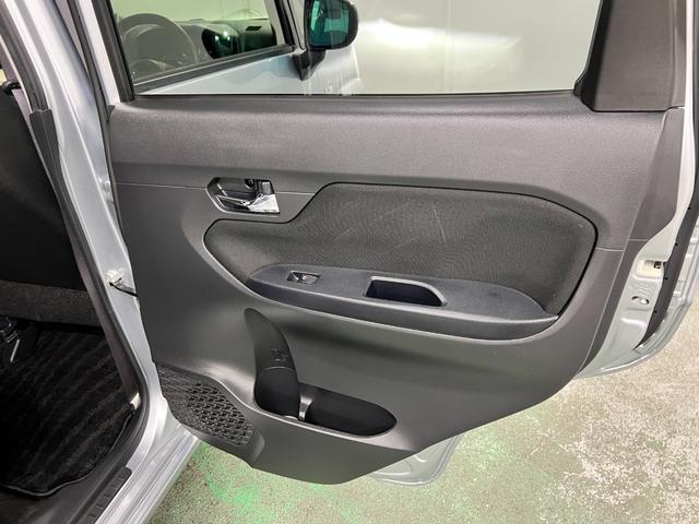 ムーヴＸリミテッドII　ＳＡIII　走行７９５９４キロ／ナビワンオーナー　禁煙車　フルセグナビ　バックカメラ　ブルートゥース　オートライト　ＬＥＤヘッドライト　運転席シートヒーター　衝突回避支援システム　誤発信抑制制御機能　純正アルミホイール（埼玉県）の中古車