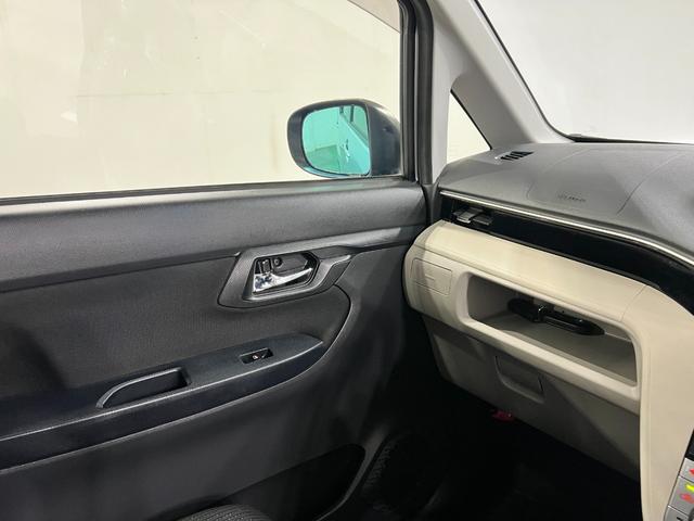 ムーヴＸリミテッドII　ＳＡIII　走行７９５９４キロ／ナビワンオーナー　禁煙車　フルセグナビ　バックカメラ　ブルートゥース　オートライト　ＬＥＤヘッドライト　運転席シートヒーター　衝突回避支援システム　誤発信抑制制御機能　純正アルミホイール（埼玉県）の中古車