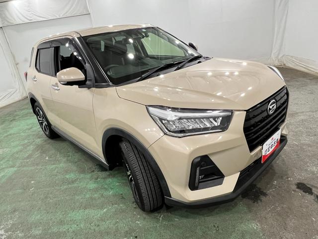 ロッキープレミアムＧ　車検整備付／走行５０３７キロ／ナビ／ドラレコ１年保証距離無制限　走行距離５０３７キロ　フルセグナビ　パノラマモニター　ドラレコ　純正マット　サイドエアバッグ　ＬＥＤヘッドランプ　アイドリングストップ　シートヒーター　オート格納式ドアミラー（埼玉県）の中古車