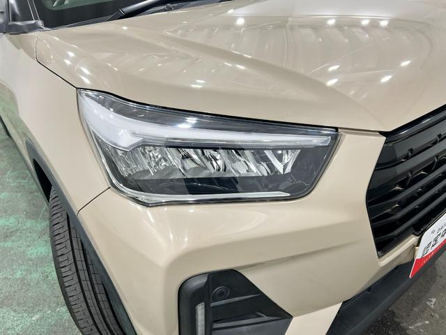 ロッキープレミアムＧ　車検整備付／走行５０３７キロ／ナビ／ドラレコ１年保証距離無制限　走行距離５０３７キロ　フルセグナビ　パノラマモニター　ドラレコ　純正マット　サイドエアバッグ　ＬＥＤヘッドランプ　アイドリングストップ　シートヒーター　オート格納式ドアミラー（埼玉県）の中古車