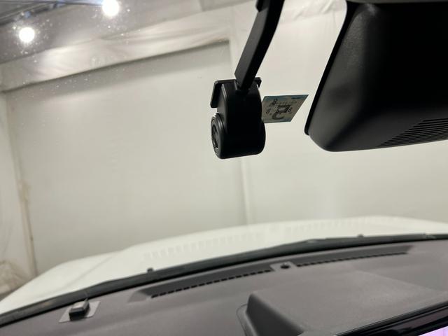 ロッキープレミアムG 4WD/車検整備付/走行39970キロ/ナビ1年保証距離無制限 走行距離39970キロ 純正フルセグナビ パノラマモニター ドラレコ 純正マット サイドエアバッグ LEDヘッドランプ アイドリングストップ シートヒーター 電動格納式ドアミラー(埼玉県)の中古車