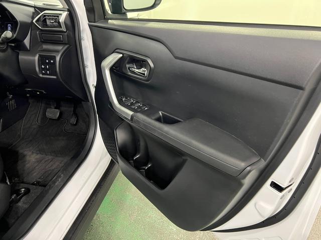 ロッキープレミアムG 4WD/車検整備付/走行39970キロ/ナビ1年保証距離無制限 走行距離39970キロ 純正フルセグナビ パノラマモニター ドラレコ 純正マット サイドエアバッグ LEDヘッドランプ アイドリングストップ シートヒーター 電動格納式ドアミラー(埼玉県)の中古車