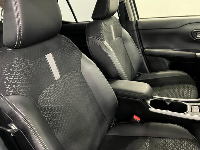 ロッキープレミアムG 4WD/車検整備付/走行39970キロ/ナビ1年保証距離無制限 走行距離39970キロ 純正フルセグナビ パノラマモニター ドラレコ 純正マット サイドエアバッグ LEDヘッドランプ アイドリングストップ シートヒーター 電動格納式ドアミラー(埼玉県)の中古車