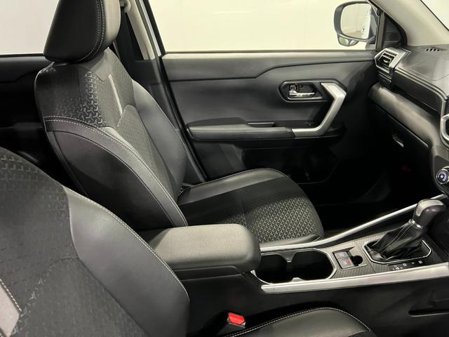 ロッキープレミアムG 4WD/車検整備付/走行39970キロ/ナビ1年保証距離無制限 走行距離39970キロ 純正フルセグナビ パノラマモニター ドラレコ 純正マット サイドエアバッグ LEDヘッドランプ アイドリングストップ シートヒーター 電動格納式ドアミラー(埼玉県)の中古車