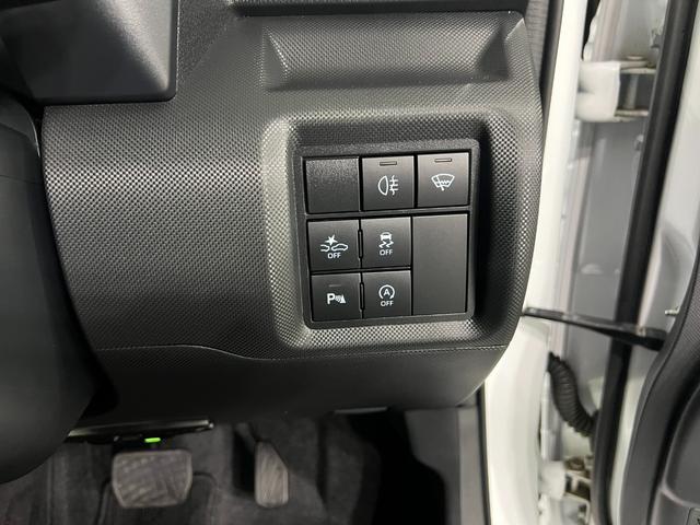 ロッキープレミアムG 4WD/車検整備付/走行39970キロ/ナビ1年保証距離無制限 走行距離39970キロ 純正フルセグナビ パノラマモニター ドラレコ 純正マット サイドエアバッグ LEDヘッドランプ アイドリングストップ シートヒーター 電動格納式ドアミラー(埼玉県)の中古車