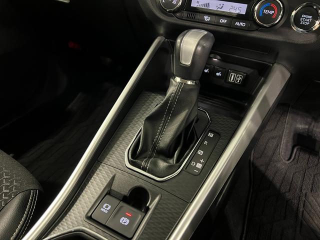 ロッキープレミアムG 4WD/車検整備付/走行39970キロ/ナビ1年保証距離無制限 走行距離39970キロ 純正フルセグナビ パノラマモニター ドラレコ 純正マット サイドエアバッグ LEDヘッドランプ アイドリングストップ シートヒーター 電動格納式ドアミラー(埼玉県)の中古車