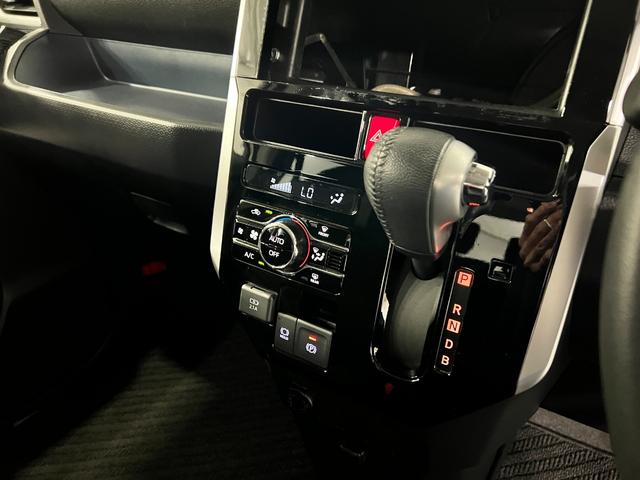 トールカスタムG ターボ 走行18121キロ/クリアランスソナー一年保証・走行距離無制限 走行18121キロ クリアランスソナー オートマチックハイビーム オートライト LEDヘッドライト シートヒーター 両側電動スライドドア(埼玉県)の中古車