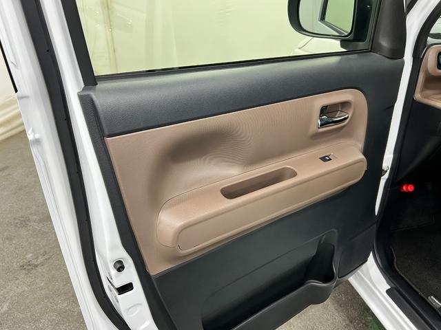 ムーヴキャンバスセオリーＧターボ　走行６１７７８キロ／クリアランスソナー一年保証・走行距離無制限　走行６１７７８キロ　サイドエアバック　クリアランスソナー　オートマチックハイビーム　オートライト　ＬＥＤヘッドライト　ベンチシート　シートヒーター　両側電動スライドドア（東京都）の中古車