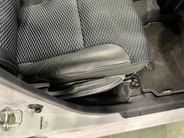 タントカスタムＲＳ　走行４３７８８キロ／フルセグナビ／ドラレコ１年保証距離無制限　走行距離４３７８８キロ　フルセグナビ　バックカメラ　ドラレコ　純正マット　サイドエアバッグ　ＬＥＤヘッドランプ　シートヒーター　両側電動スライドドア　オート格納式ドアミラー（埼玉県）の中古車