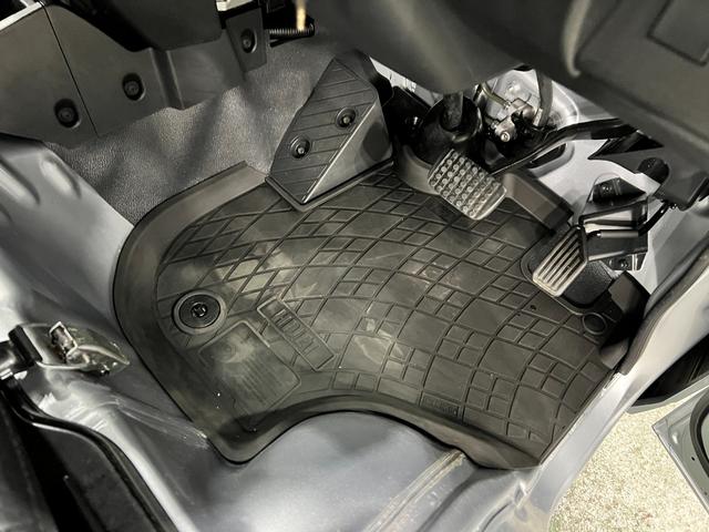 ハイゼットトラックジャンボスタンダード　走行６５５６キロ／車検整備付／ＥＴＣ一年保証・走行距離無制限走行６５５６キロ　車検整備付　ＥＴＣ　クリアランスソナー　オートライト　アイドリングストップ（埼玉県）の中古車