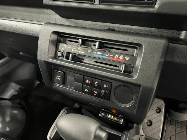 ハイゼットトラックジャンボスタンダード　走行６５５６キロ／車検整備付／ＥＴＣ一年保証・走行距離無制限走行６５５６キロ　車検整備付　ＥＴＣ　クリアランスソナー　オートライト　アイドリングストップ（埼玉県）の中古車