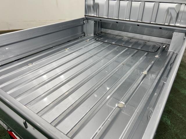 ハイゼットトラックジャンボスタンダード　走行６５５６キロ／車検整備付／ＥＴＣ一年保証・走行距離無制限走行６５５６キロ　車検整備付　ＥＴＣ　クリアランスソナー　オートライト　アイドリングストップ（埼玉県）の中古車