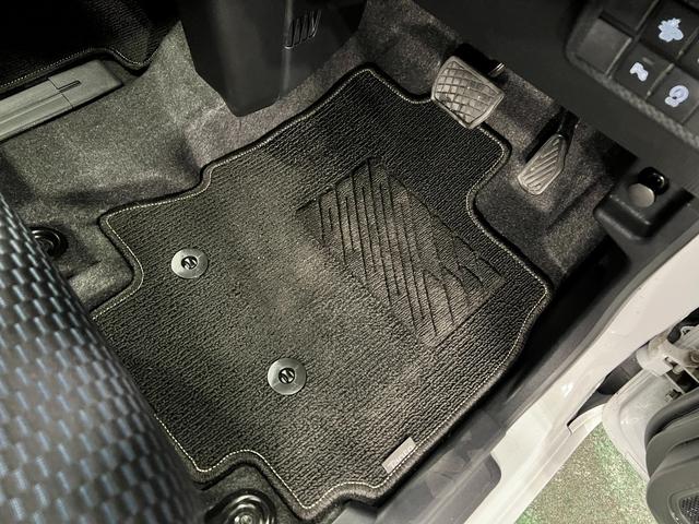 タントカスタムＲＳ　走行３３２１６キロ／ＬＥＤヘッドランプ／マット１年保証距離無制限　走行距離３３２１６キロ　純正マット　サイドエアバッグ　ＬＥＤヘッドランプ　アイドリングストップ　シートヒーター　両側電動スライドドア　オート格納式ドアミラー　電動パーキングブレーキ（埼玉県）の中古車