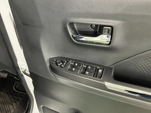 タントカスタムＲＳ　走行３３２１６キロ／ＬＥＤヘッドランプ／マット１年保証距離無制限　走行距離３３２１６キロ　純正マット　サイドエアバッグ　ＬＥＤヘッドランプ　アイドリングストップ　シートヒーター　両側電動スライドドア　オート格納式ドアミラー　電動パーキングブレーキ（埼玉県）の中古車