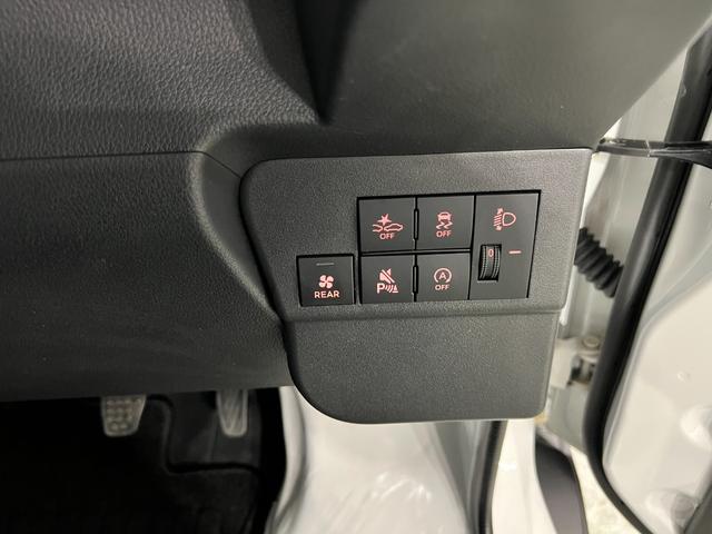 ハイゼットカーゴスペシャル　走行３２３４キロ／４ＷＤ／フィルム／オートライト一年保証・走行距離無制限走行３２３４キロ　４ＷＤ　スモークフィルム　純正カーペットマット　クリアランスソナー　オートライト　アイドリングストップ（埼玉県）の中古車