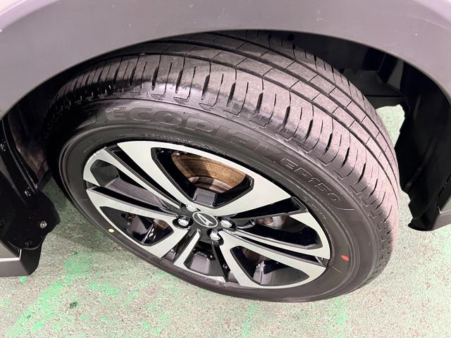 ロッキープレミアムG 走行11198キロ/LEDヘッドライト一年保証・走行距離無制限 走行11198キロ サイドエアバック クリアランスソナー オートマチックハイビーム オートライト LEDヘッドライト シートヒーター(埼玉県)の中古車