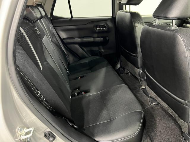 ロッキープレミアムG 走行11198キロ/LEDヘッドライト一年保証・走行距離無制限 走行11198キロ サイドエアバック クリアランスソナー オートマチックハイビーム オートライト LEDヘッドライト シートヒーター(埼玉県)の中古車