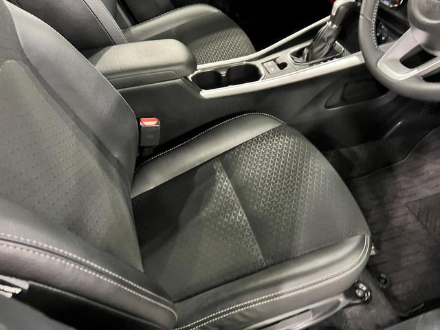 ロッキープレミアムG 走行11198キロ/LEDヘッドライト一年保証・走行距離無制限 走行11198キロ サイドエアバック クリアランスソナー オートマチックハイビーム オートライト LEDヘッドライト シートヒーター(埼玉県)の中古車