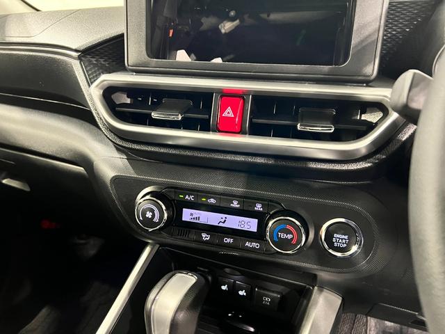 ロッキープレミアムG 走行11198キロ/LEDヘッドライト一年保証・走行距離無制限 走行11198キロ サイドエアバック クリアランスソナー オートマチックハイビーム オートライト LEDヘッドライト シートヒーター(埼玉県)の中古車