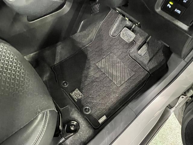 ロッキープレミアムＧ　ＨＥＶ　走行８２２４７キロ／ナビ／全周囲カメラ一年保証・走行距離無制限走行８２２４７キロ　フルセグナビ　ブルートゥース　全周囲カメラ　ドラレコ　ＥＴＣ　クリアランスソナー　ＬＥＤヘッドライト　オートライト（埼玉県）の中古車