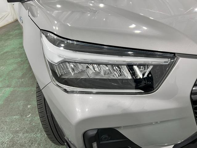 ロッキープレミアムＧ　ＨＥＶ　走行８２２４７キロ／ナビ／全周囲カメラ一年保証・走行距離無制限走行８２２４７キロ　フルセグナビ　ブルートゥース　全周囲カメラ　ドラレコ　ＥＴＣ　クリアランスソナー　ＬＥＤヘッドライト　オートライト（埼玉県）の中古車