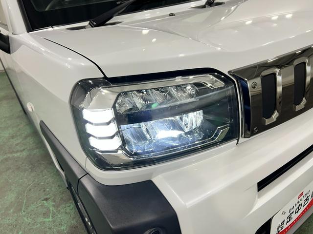 タフトGターボ ダーククロムベンチャー 走行25047キロ一年保証・走行距離無制限走行25047キロ ディスプレイオーディオ バックカメラ クリアランスソナー オートライト LEDヘッドライト シートヒーター(埼玉県)の中古車