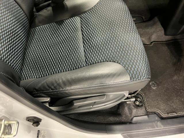 タントカスタムＲＳ　走行５８５７３キロ／クリアランスソナー一年保証・走行距離無制限　走行５８５７３キロ　サイドエアバック　クリアランスソナー　オートマチックハイビーム　オートライト　ＬＥＤヘッドライト　ベンチシート　シートヒーター　両側電動スライドドア（埼玉県）の中古車