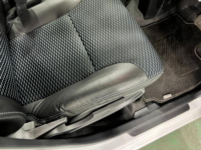 タントカスタムＲＳ　走行４７０７５キロ／クリアランスソナー一年保証・走行距離無制限　走行４７０７５キロ　サイドエアバック　クリアランスソナー　オートマチックハイビーム　オートライト　ＬＥＤヘッドライト　ベンチシート　シートヒーター　両側電動スライドドア（埼玉県）の中古車