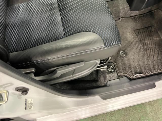 タントカスタムＲＳ　走行１７０６２キロ／クリアランスソナー一年保証・走行距離無制限　走行１７０６２キロ　サイドエアバック　クリアランスソナー　オートマチックハイビーム　オートライト　ＬＥＤヘッドライト　ベンチシート　シートヒーター　両側電動スライドドア（埼玉県）の中古車